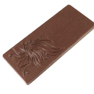 תבנית לטבליות שוקולד - חלק עם עיטורים